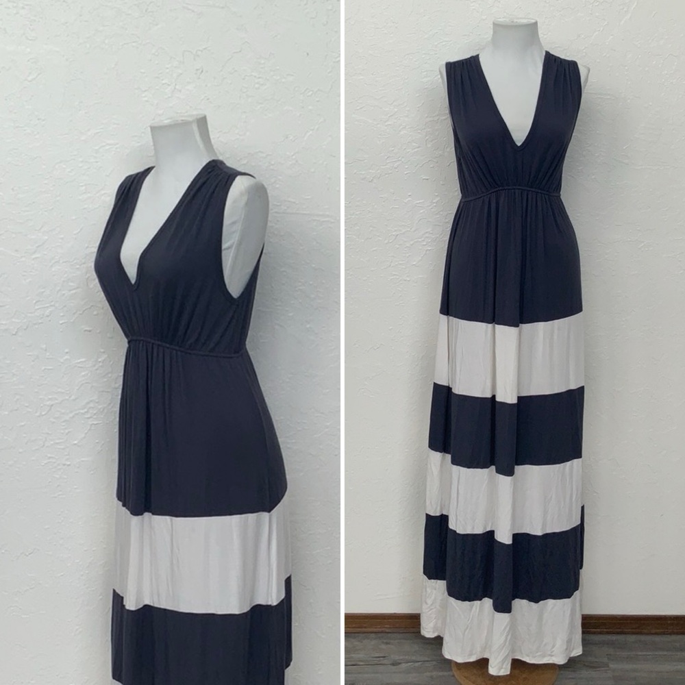 Go Couture Grey White Stripe Maxi Dress Long Empire Stretch Boho Beach